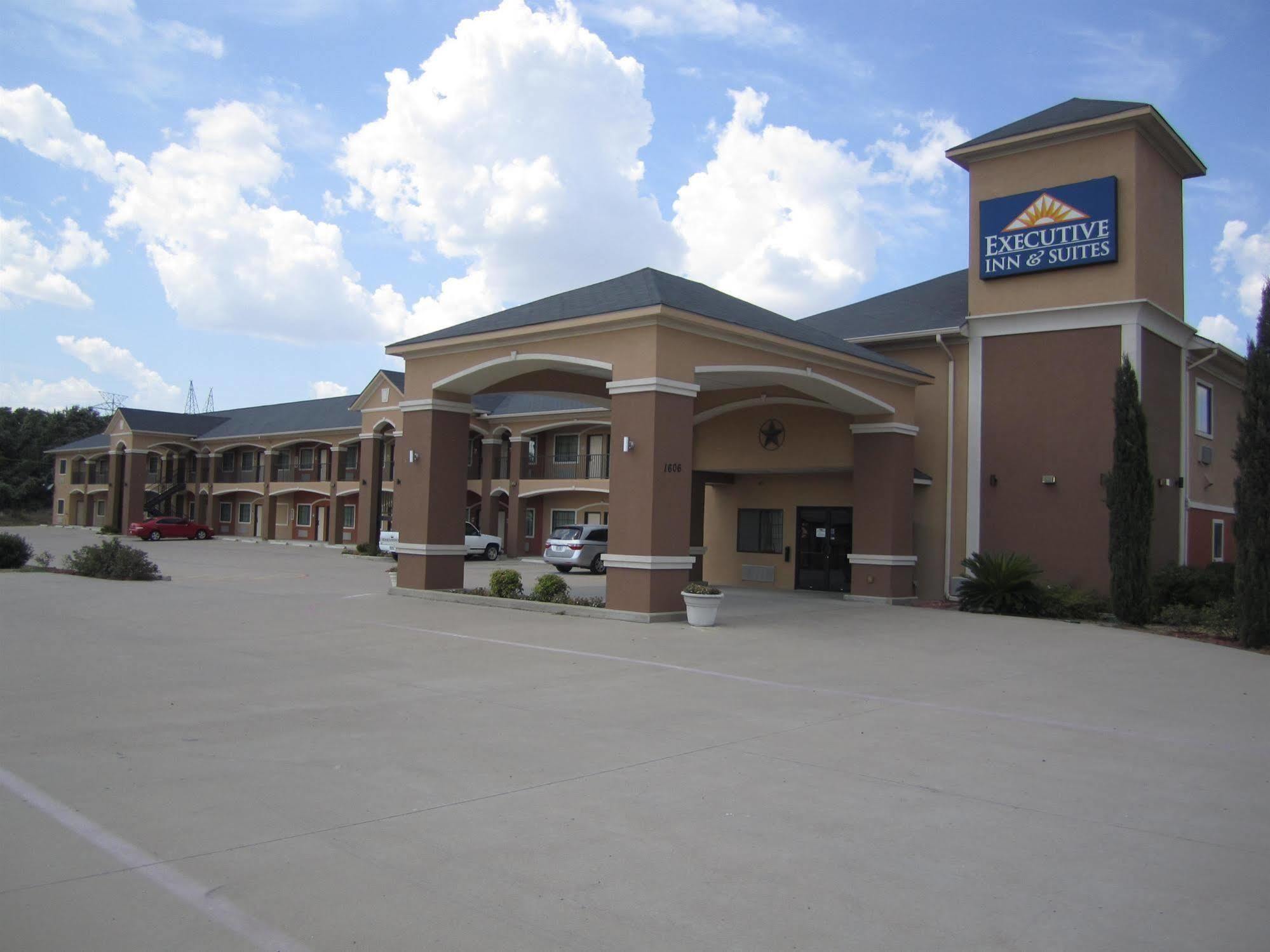 Executive Inn & Suites - Jewett Dış mekan fotoğraf